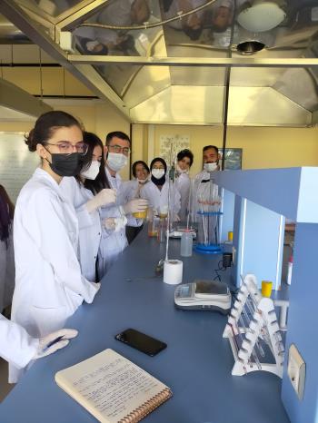 Laboratuvar Teknolojisi Programı Öğrencileri Aromatik Kokulu Sabunların Üretimini Gerçekleştirdiler.